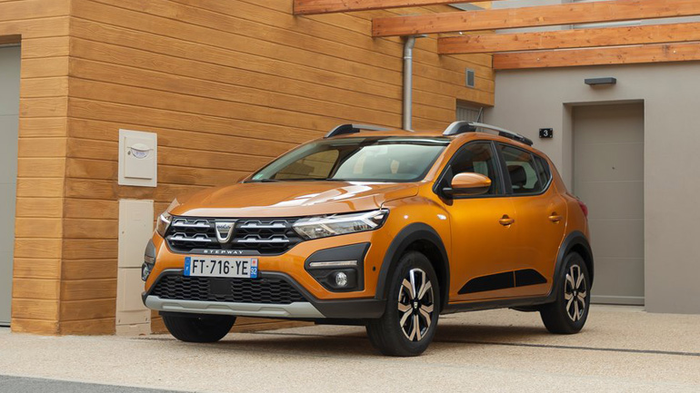 Το Dacia Sandero ξεπέρασε VW Golf και Toyota Yaris